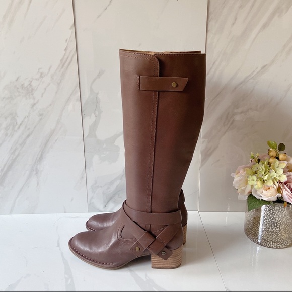 UGG Knee High Tall Boots Strap Brown Leather - Picture 3 of 8